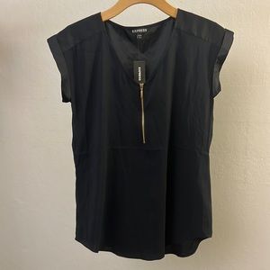Brand new- Express short sleeve blouse